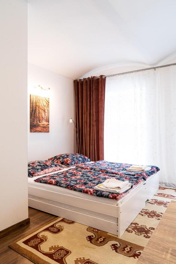 Dana'S Apartment Beim Augarten Виена Екстериор снимка